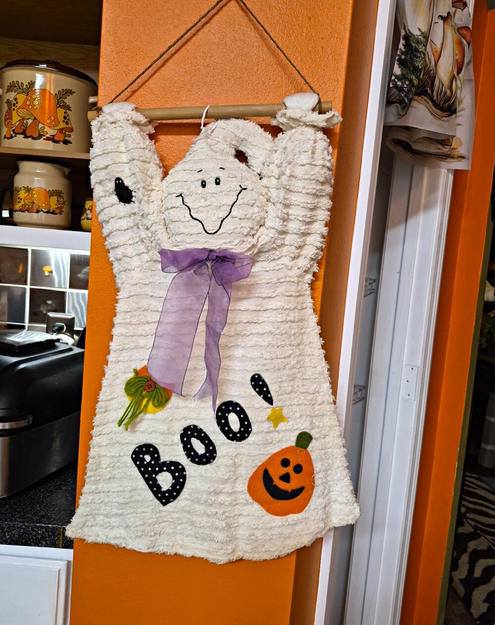 Halloween Ghost "Boo!" Hanging Door Decor Fabric Purple Bow Pumpkin 31x15"